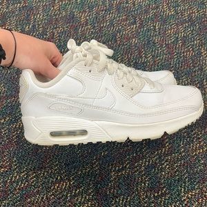 white nike airmax
